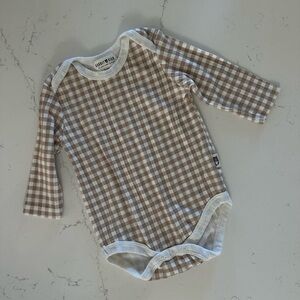 Rabbit + Bear Organic Brown Gingham Onesie, 6–9M, NWOT